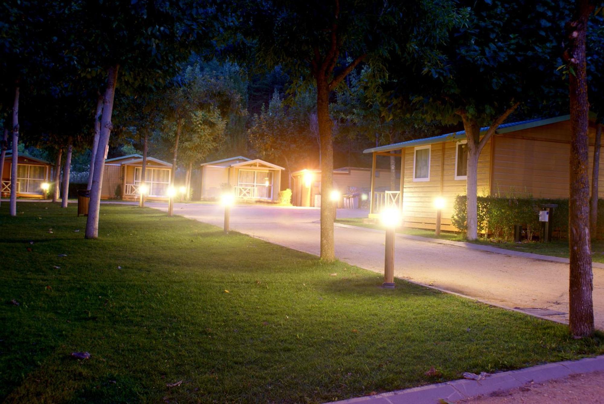 Camping Bassegoda Park Hotel Albanya Ngoại thất bức ảnh