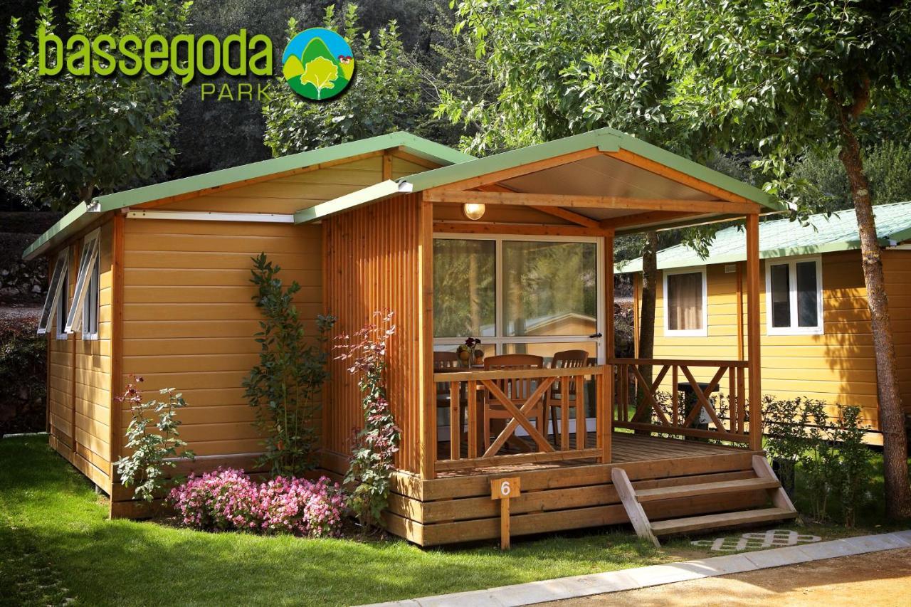 Camping Bassegoda Park Hotel Albanya Ngoại thất bức ảnh